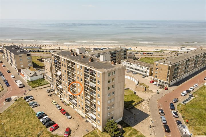 Burgemeester van Alphenstraat 57F-10 in Zandvoort