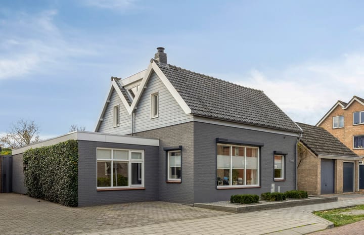 Photo of property Burgemeester van Campenhoutstraat 13, Made