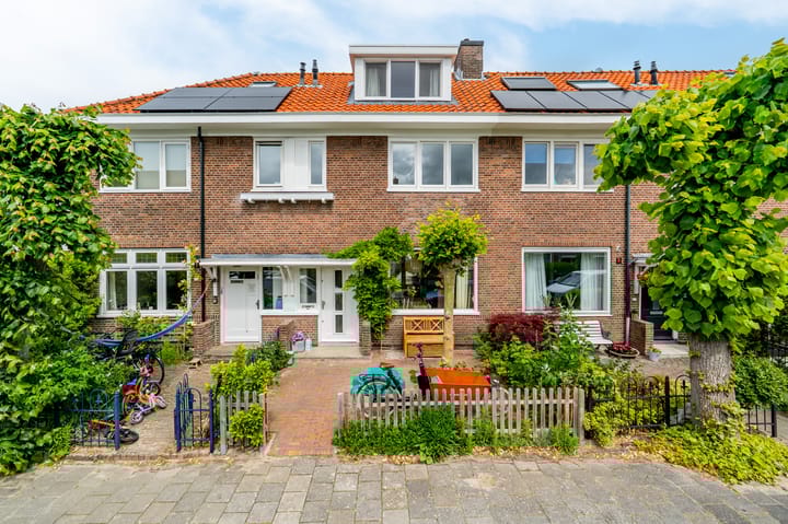 Burgemeester van Damstraat 3 in Duivendrecht