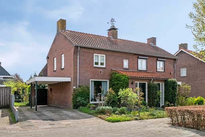 Burgemeester van de Heijdenstraat 69 in Drunen