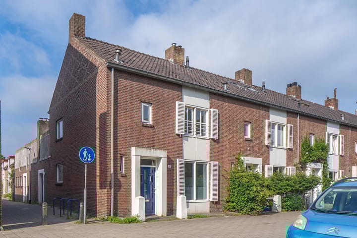 Burgemeester van de Mortelplein 49 in Tilburg