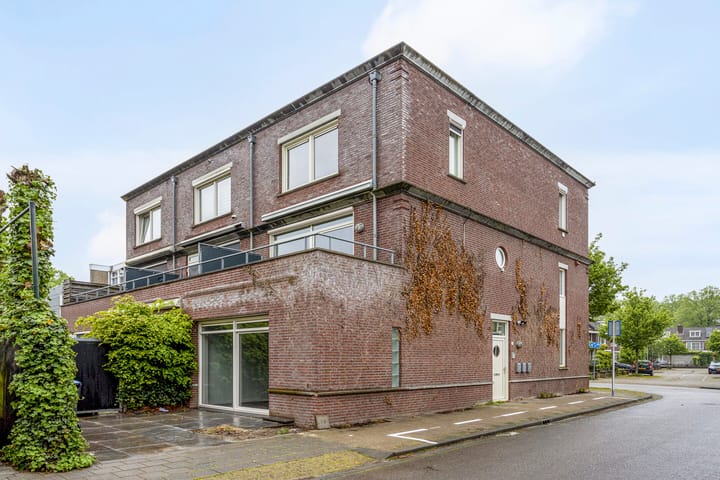 Burgemeester van de Mortelstraat 23b dans Tilburg photo