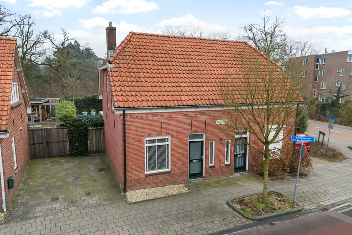 Burgemeester van der Borchstraat 3 in Holten