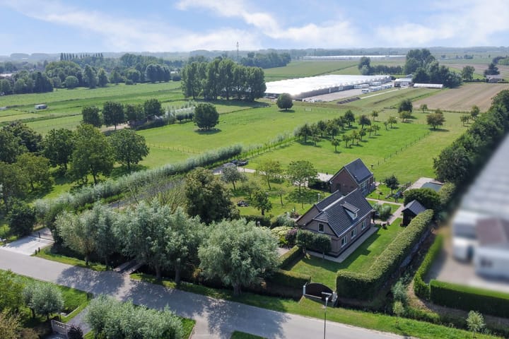 Burgemeester van der Lelystraat 103 in Woudrichem