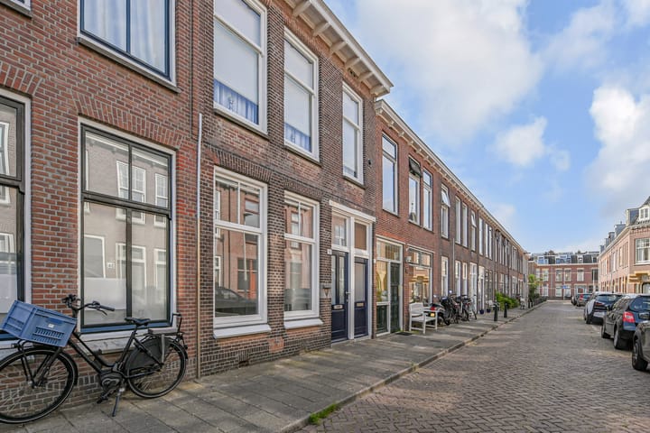 Burgemeester van der Werffstraat 35 in 's-Gravenhage foto