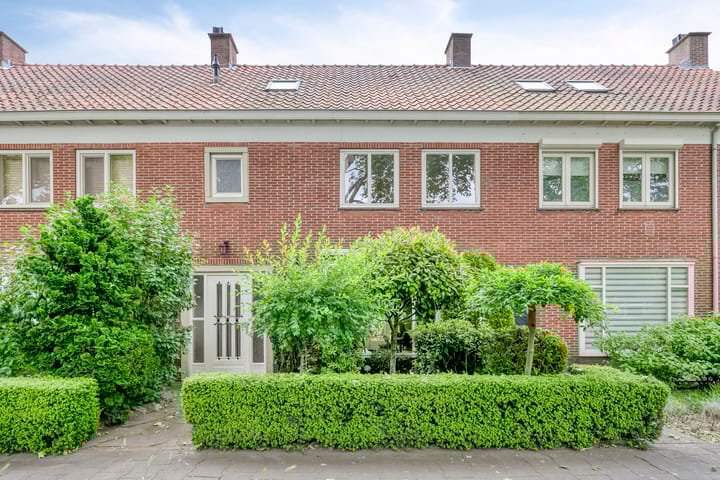 Burgemeester van Dommelenlaan 4 in Waalre