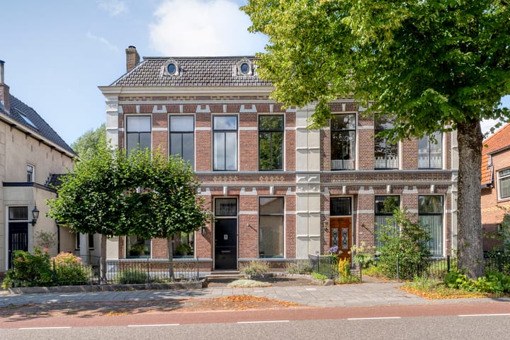 Burgemeester van Engelenweg 64 in IJsselmuiden