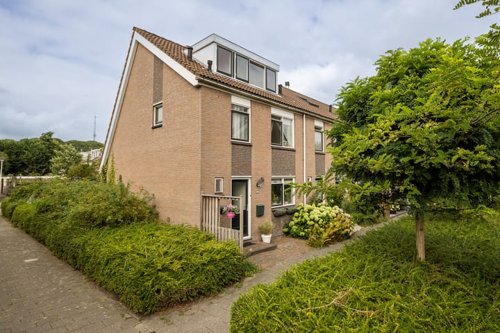 Burgemeester van Hövell tot Westerflierpad 11 in Halfweg