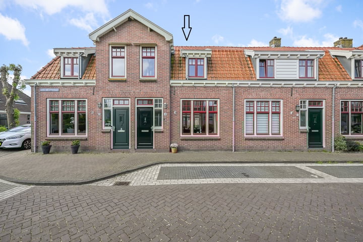 Burgemeester van Lithstraat 18 in Uitgeest