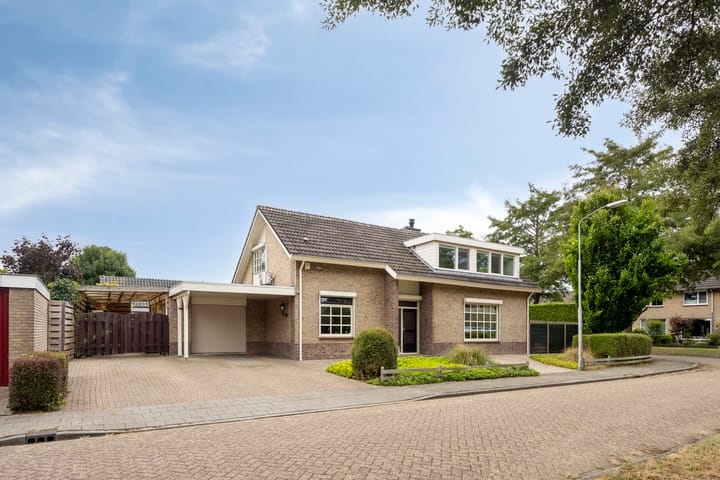 Burgemeester van Lyndenpark 3 in Valburg photo