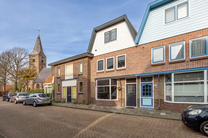 Foto van woning Burgemeester van Nienesstraat 30, Uitgeest