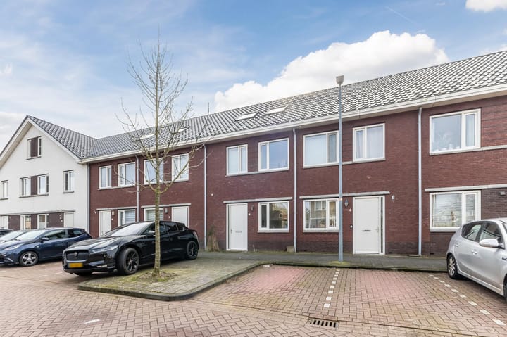 Burgemeester van Roosmalenstraat 6 in Uitgeest foto