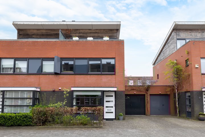 Burgemeester Vermeulenstraat 19 in Breda
