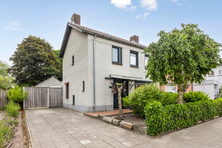 Burgemeester Voskensstraat 2 in Goirle Foto
