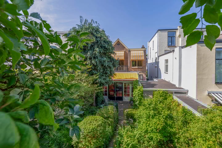 Burgemeester Weertsstraat 35 in Arnhem