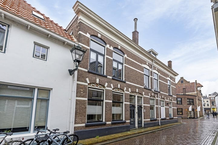 Burgwalstraat 12 in Kampen