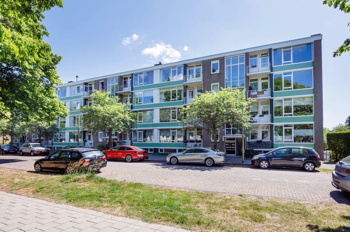 Burmanlaan 28 in Wassenaar
