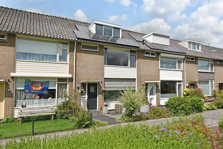 Busken Huetlaan 29 in Waddinxveen