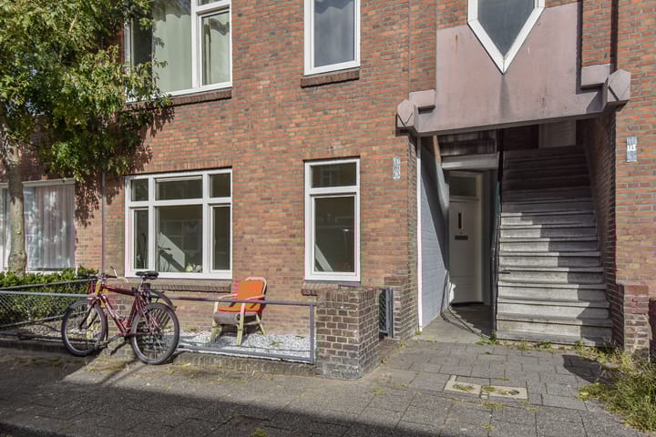 Bussumsestraat 123 in 's-Gravenhage foto