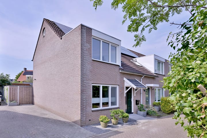 Buyinkstraatje 1 in Brummen