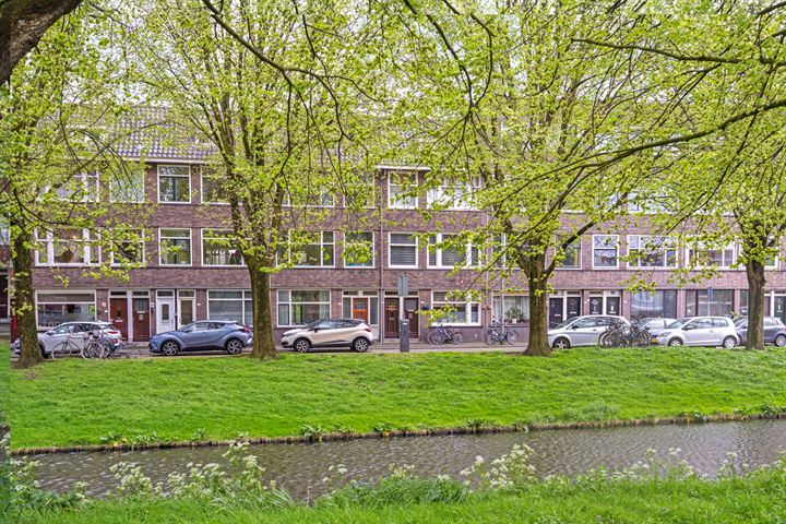 Buys Ballotsingel 81B in Schiedam