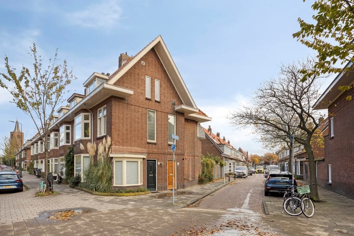 Buys Ballotstraat 2A in Leiden