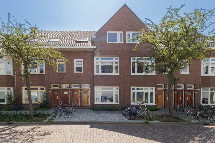 C.H. Petersstraat 53 in Groningen