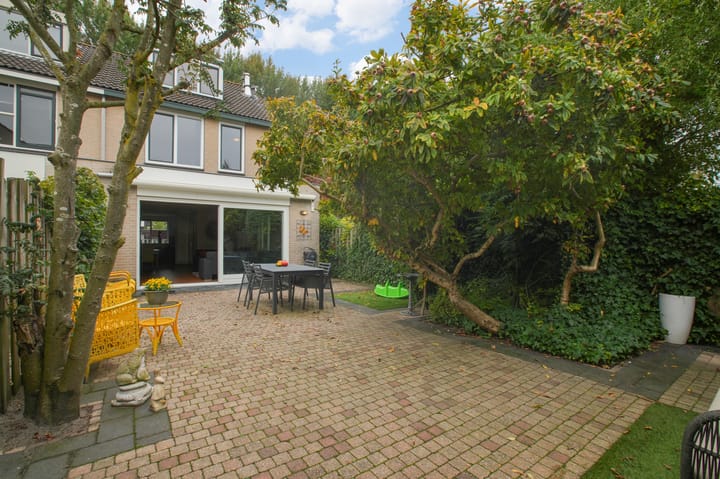 C. van Eesterenplein 40 in Almere foto