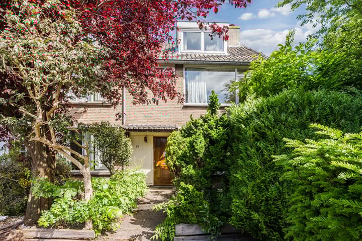 Photo of property Callenburghplantsoen 15, Voorschoten