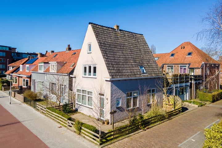 Photo of property Cambuursterpad 9, Leeuwarden