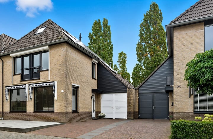 Campanulahof 27 in Papendrecht