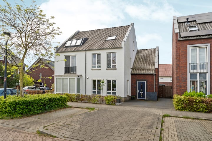 Cantabriëstraat 3 in Lent