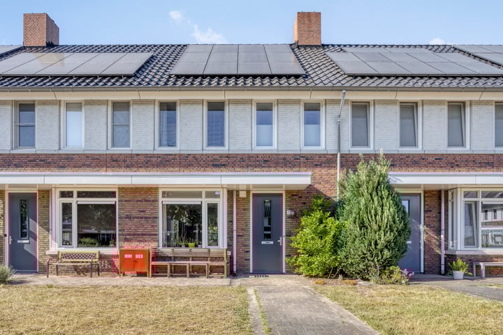 Cantatehof 12 in Rosmalen