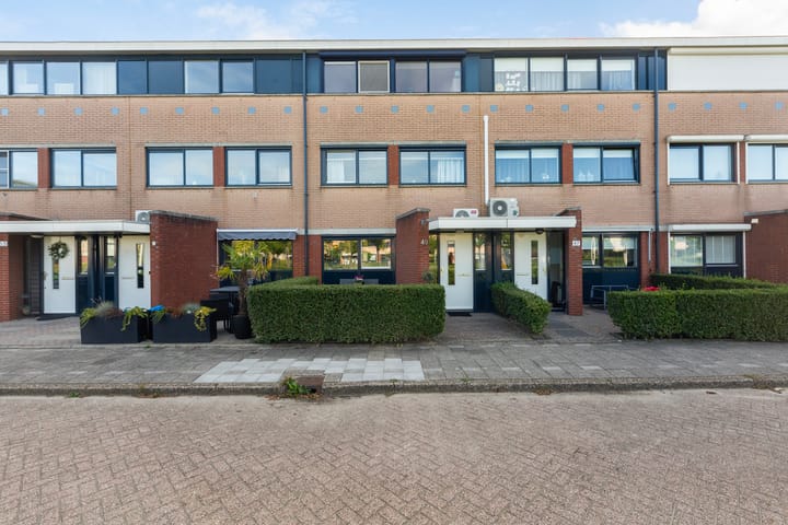 Cantatelaan 49 in Barendrecht