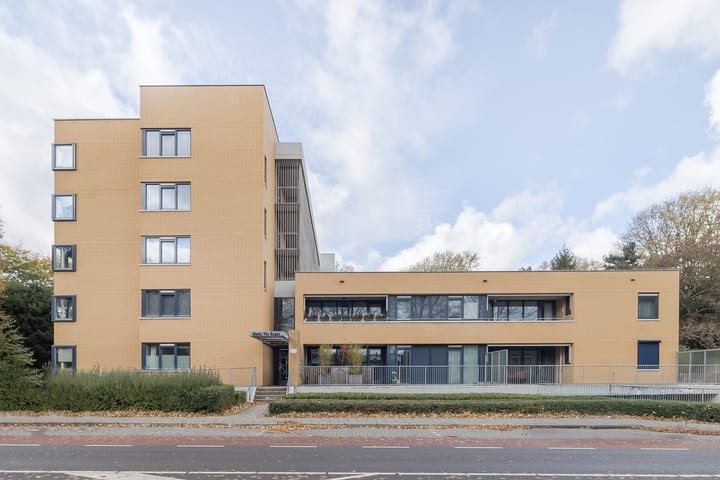 Cantecleerstraat 122B, Maastricht Photo of property Cantecleerstraat 122B, Maastricht