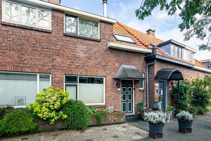 Carel Nakkenstraat 31 in Rijswijk