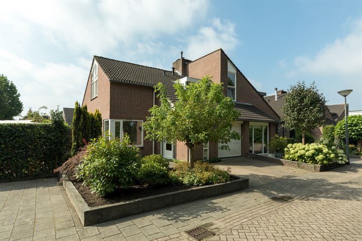 Carel van Manderdreef 36 in Oosterhout