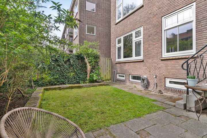 Carel van Nieveltstraat 12A in Rotterdam