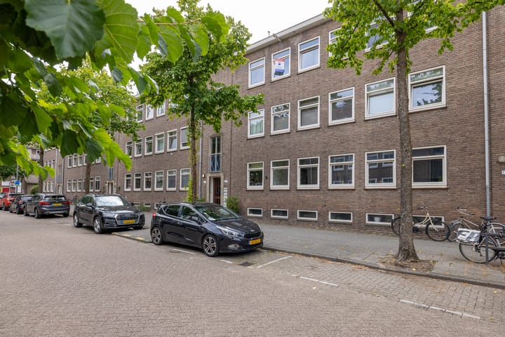Carel van Nieveltstraat 19A in Rotterdam