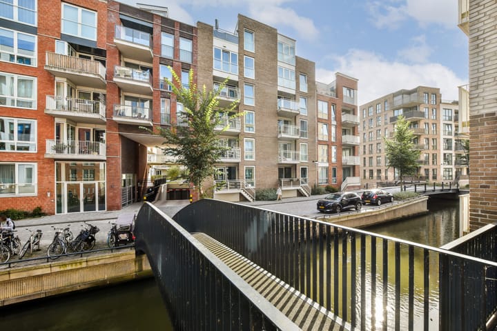 Photo of property Carel Willinkgracht 477, Diemen