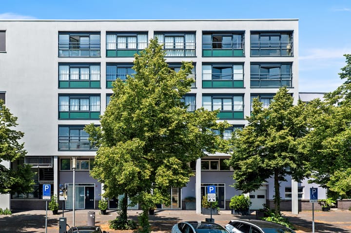 Cargadoorskade 84 in Rotterdam