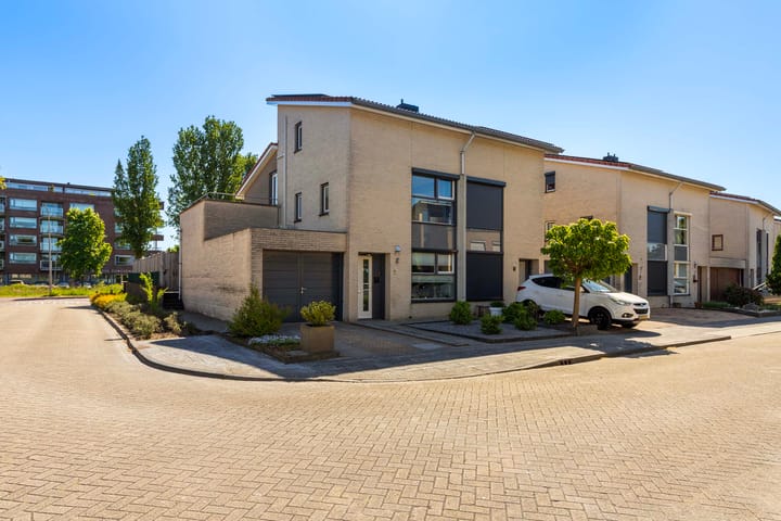 Photo of property Carmen 2, Kampen