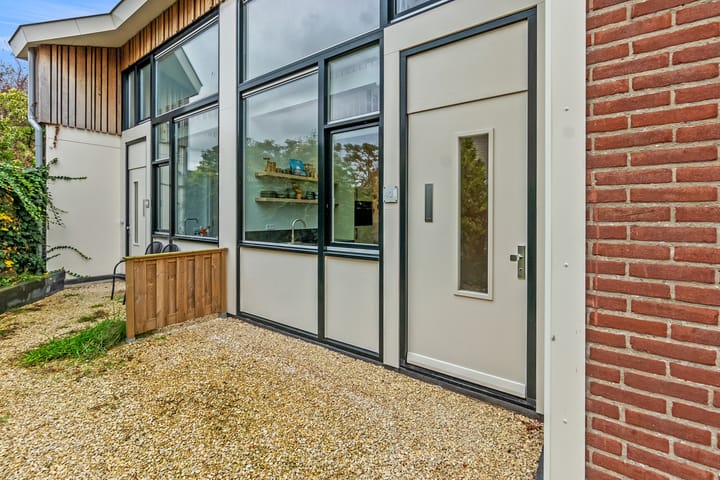 Carneoolstraat 40B in Leiden