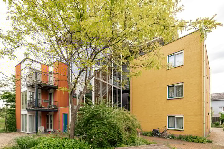 Carry van Bruggenhof 26 in Culemborg