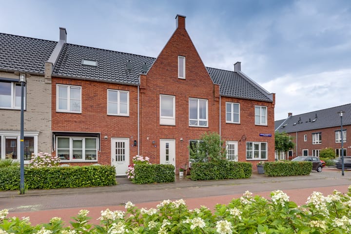 Catharina van Beekstraat 14 in Kampen foto