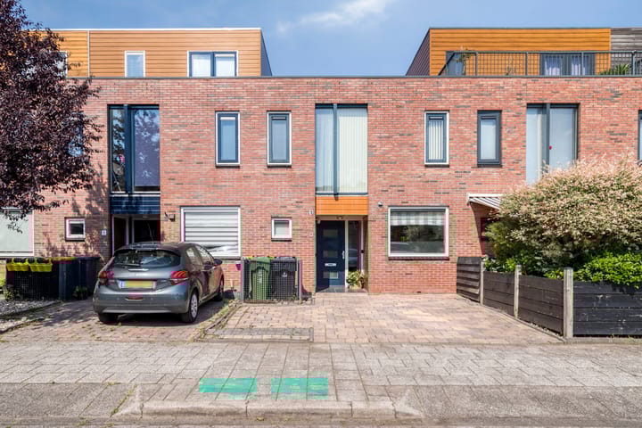 Photo of property Catharina van Rennes erf 8, Heerhugowaard