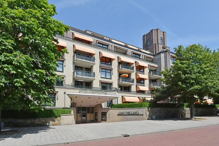Photo of property Catsheuvel 177, 's-Gravenhage