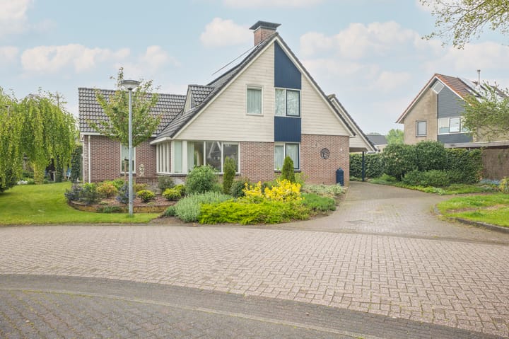 Cederlaan 9 in Exloo