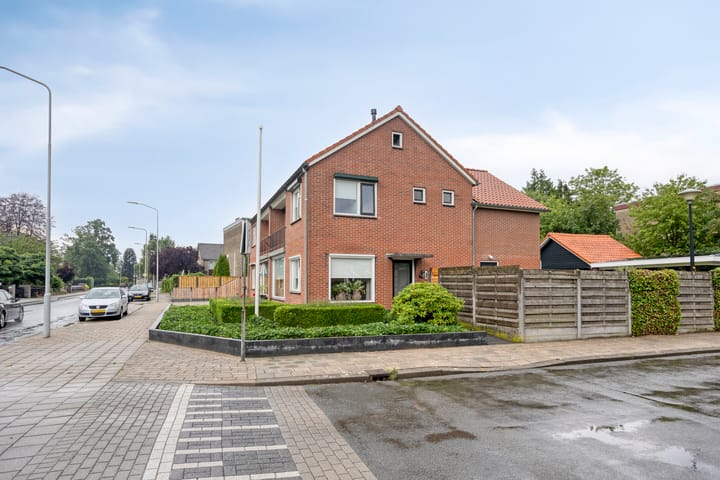 Cederstraat 1 in Winterswijk