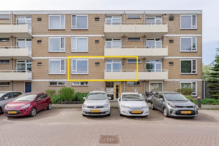 Cederstraat 115 in Alphen aan den Rijn foto